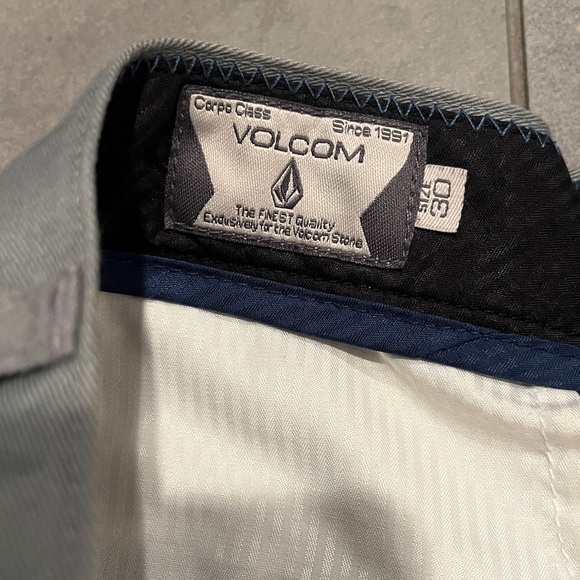 Volcom Gray Shorts - Picture 3 of 7